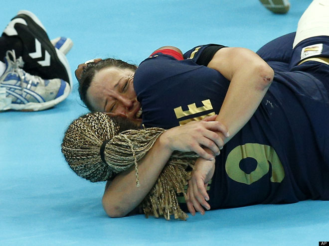 olympic-victory-celebration-gold-photography
